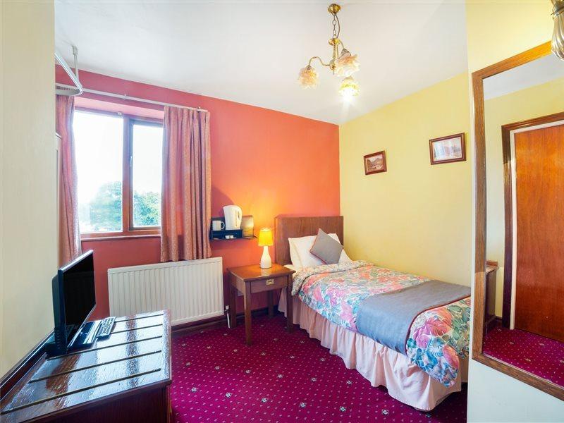 Oyo The Royal Hotel Dunston  Εξωτερικό φωτογραφία