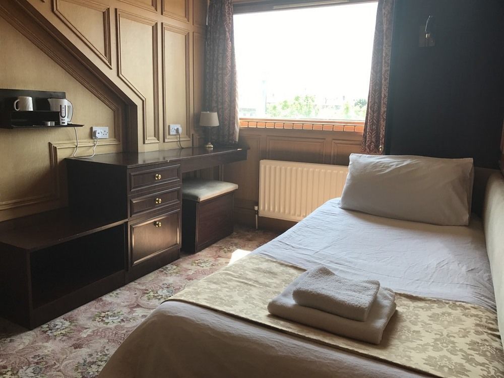 Oyo The Royal Hotel Dunston  Εξωτερικό φωτογραφία